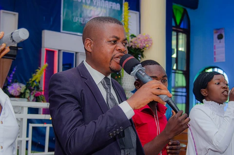 Photo de lancement Livre de Luc